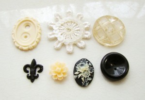 vintage buttons cabochons cameos